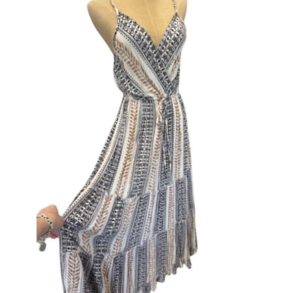 "ANGIE" Maxi Sundress SZ M Babydoll Summer Boho Layered Hippie Criss Cross Rayon - Picture 2 of 12